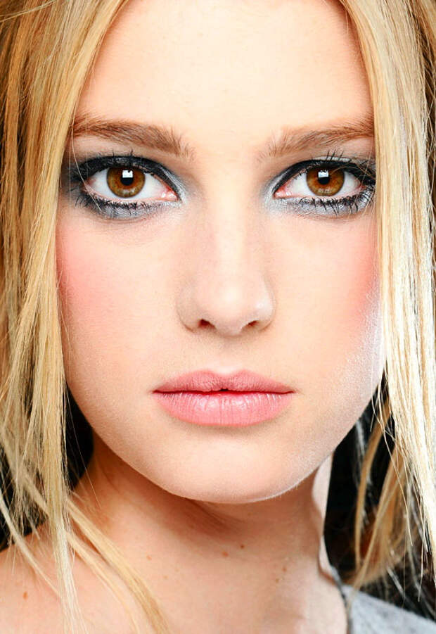 Smokey eyes для новогодней ночи