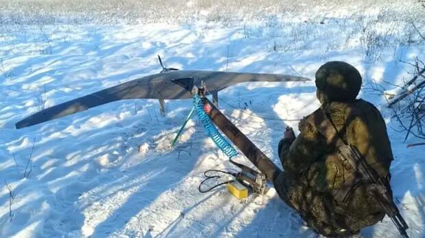 «Берем автомат или пушку?»: военкор призвал руководство РФ объяснить народу план