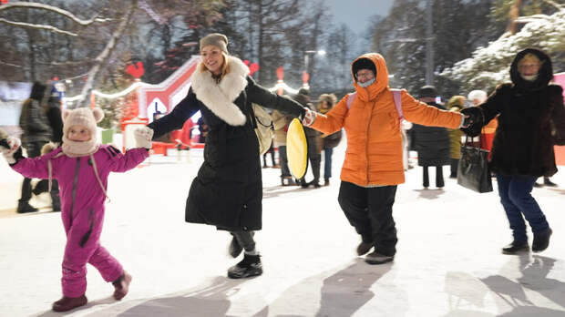 ВЦИОМ: 97% москвичей высоко оценили зимний досуг в столице