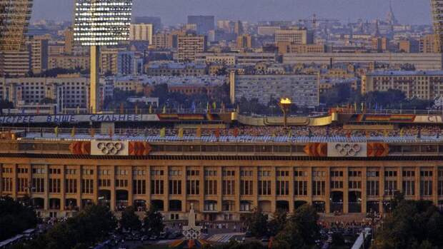 Главная арена Олимпиады-1980 в Москве - Главная арена Олимпиады-1980 в Москве -