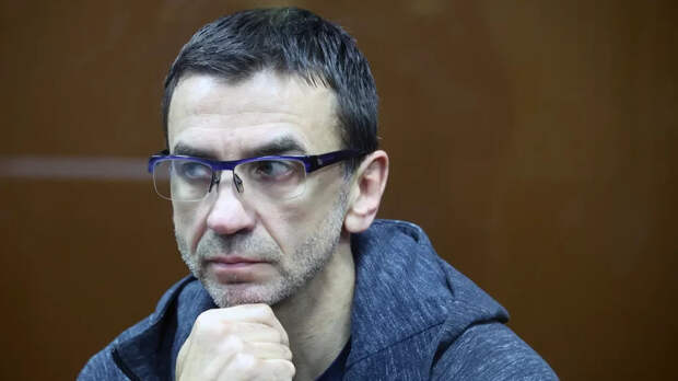 Суд разрешил Михаилу Абызову работать на госслужбе после выхода из колонии