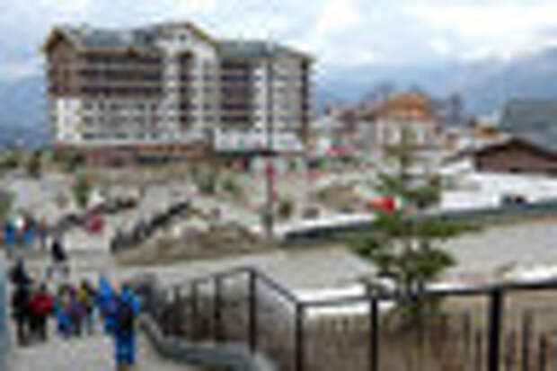 Вид на горную Паралимпийскую деревню в Сочи