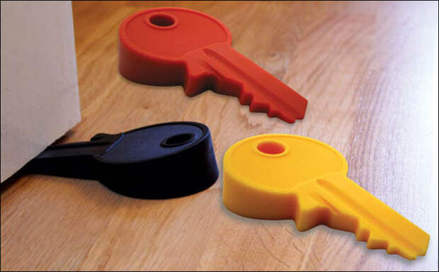 Прикольные дверные стопперы (16 фото) Прикольные дверные стопперы (16 фото)