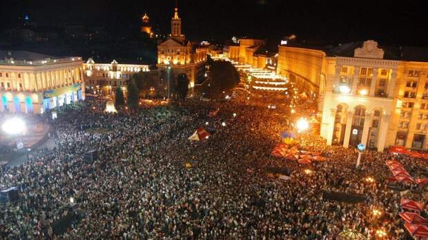 Мода на революцию. В каких странах СНГ ожидается Майдан?