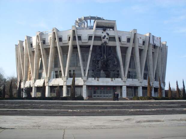 7. Здание цирка, Кишинев, Молдова. сооружения, социализм