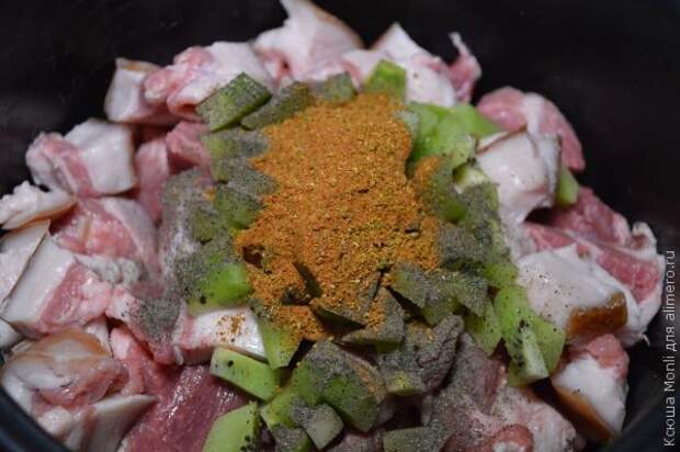 мясо с киви в мультиварке