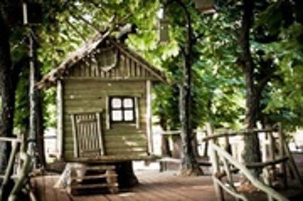 Сказочный домик Совы, Кролика и Кошки в Парке Горького Сказочный домик Совы, Кролика и Кошки в Парке Горького