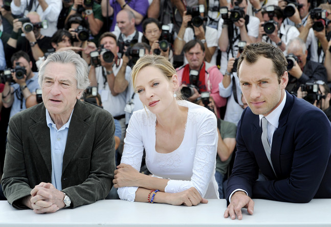Robert de Niro, Uma Thurman, Jude Law - 2011 (647x445, 98Kb)