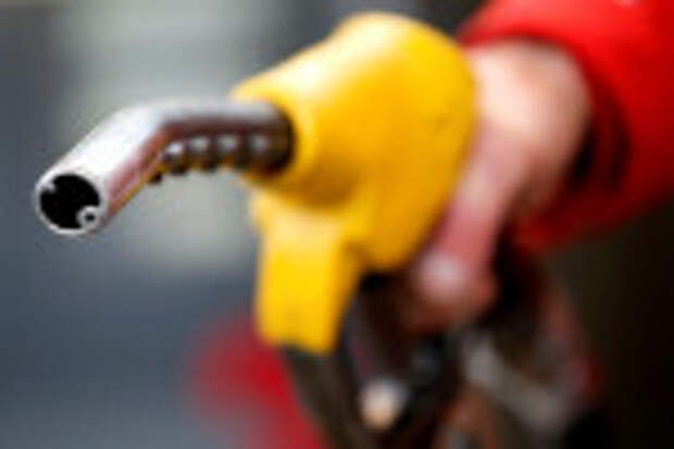 Цены на нефть падают на 1% после соглашения ОПЕК+ о наращивании добычи