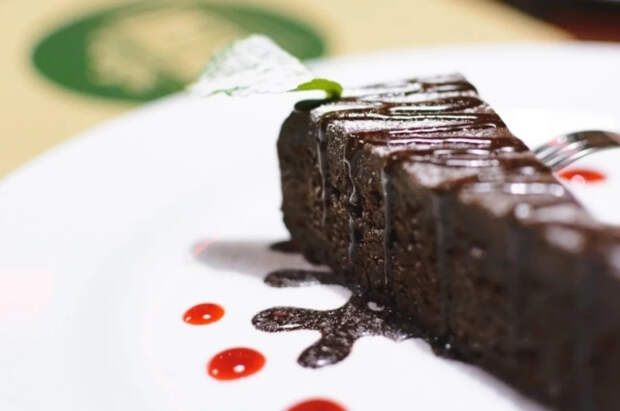 Эксперт Малоземов назвал причины тяги к острому, соленому или сладкому