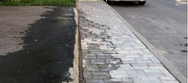 Тротуар на Новокуркинском шоссе отремонтировали после травмы ребенка