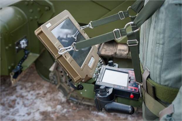 робот-сапер, робот-пожарный, УПТК, Уран-14 - Военные роботы - Robotics