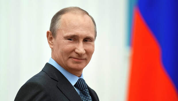 Президент РФ В.Путин. Архивное фото