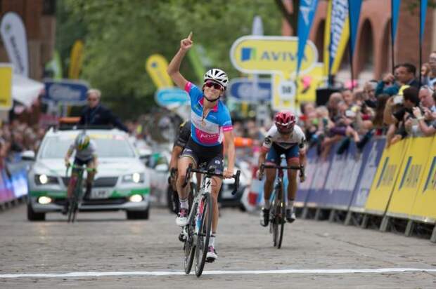 Lizzie Armitstead (Boels Dolmans) (фото: Sean Robinson/Velofocus)