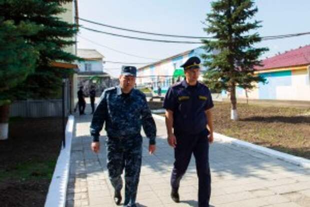 Начальник ГУФСИН проверил Невьянскую ИК-46