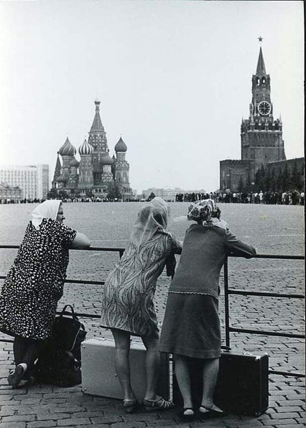 27 портретов эпохи “оттепели”