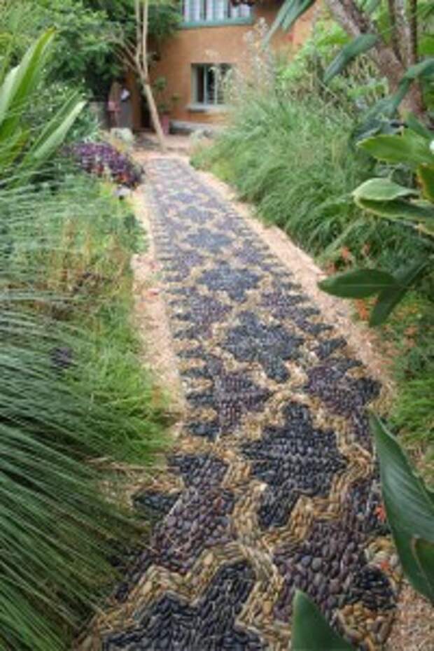 amazing-pebble-garden-paths-3
