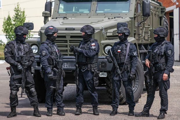 Вяткин: льготы и гарантии должны быть едиными для всех участников СВО