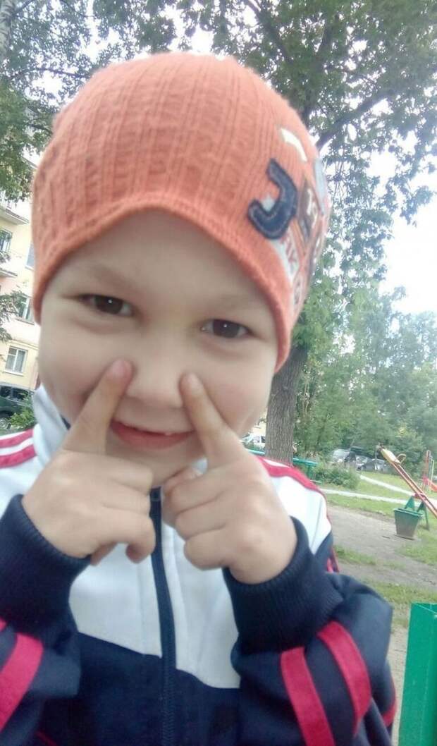 Маленький герой: в Новосибирске 5-летний мальчик спас маму, у которой случился приступ дети, маленький герой, родители