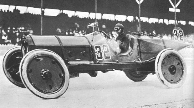 Подборка фотографий автогонок прошлого века (154 фото)