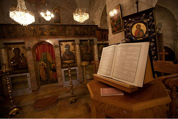 Церковные требы в церквах и монастырях православного Иерусалима