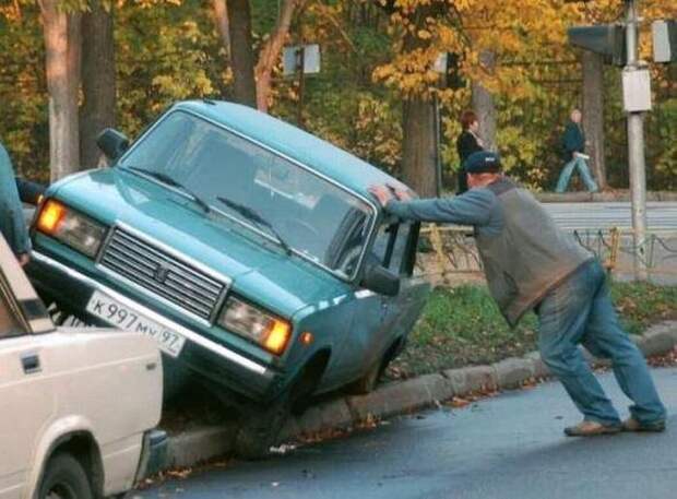 Автомобилисты снова отжигают!