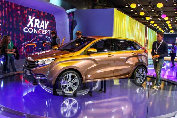 Новый кроссовер Lada испытывают в Германии lada xray, ваз, лада