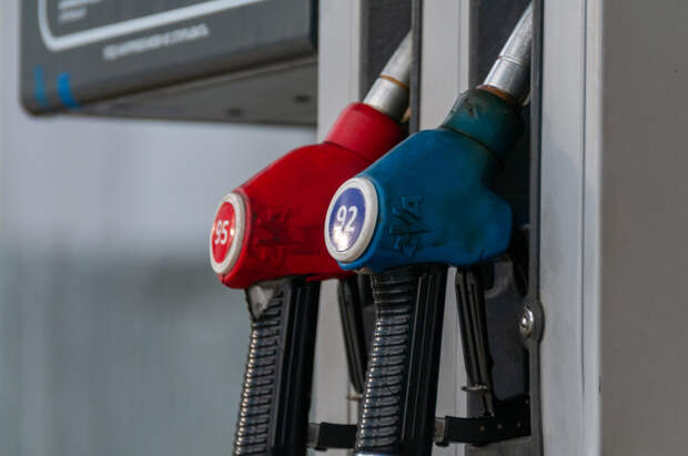 Вы чей будете? В Казахстане намерены продавать иностранцам бензин и дизтопливо дороже