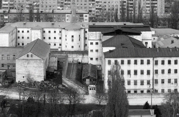 Лукьяновский СИЗО в Киеве здесь исполнялись смертные приговоры.jpg