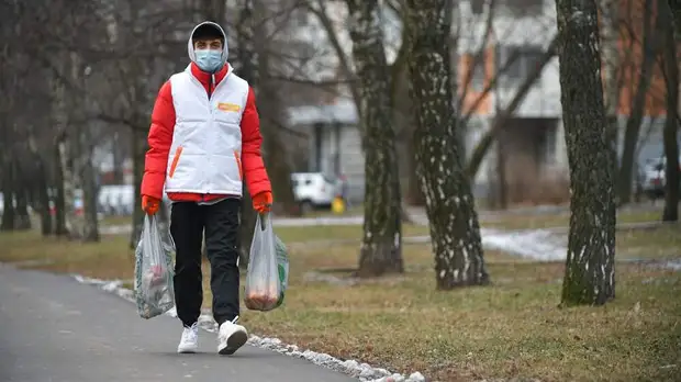 Забота у нас такая: как общество помогает пожилым