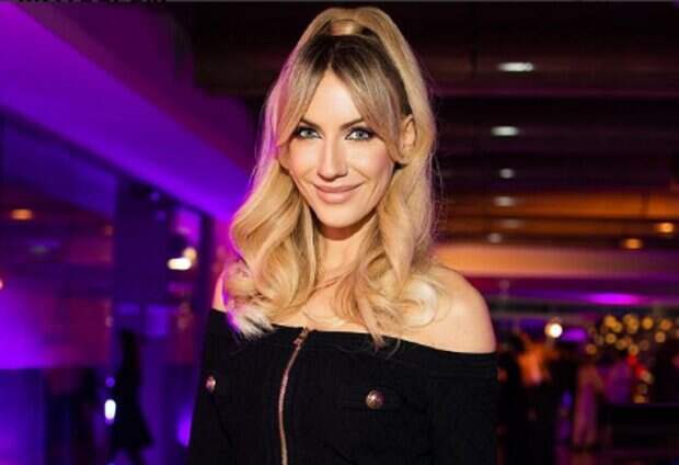 Никитюк похвасталась роскошными апартаментами с окнами в пол и стеклянной мебелью: «Смотрите, где я...»