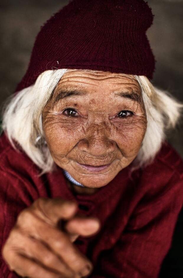 Eyes-are-windows-of-the-soul11__880