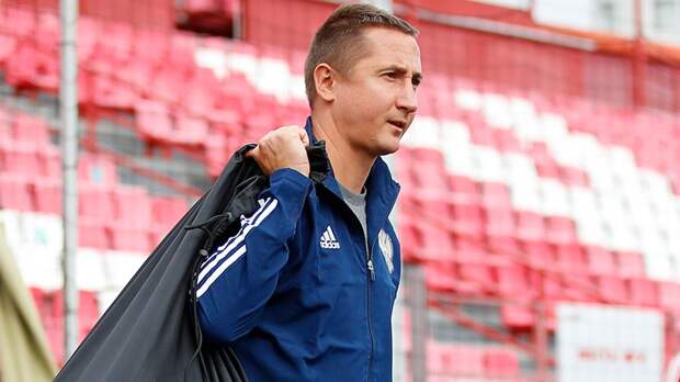 Быстров призвал главу судейства РФС уйти в отставку: «Из нас продолжают делать дураков. Хуже уже некуда!»