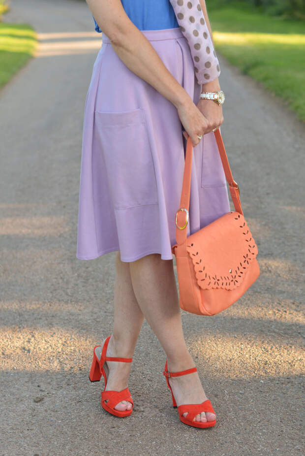 Bright summer colours: Lilac, cobalt, orange, peach and pink