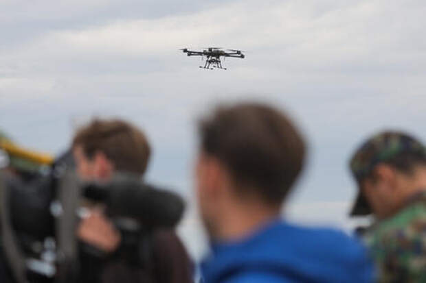 ПВО в Сочи отражает атаку беспилотников. Где есть сбития, рассказали в Минобороны