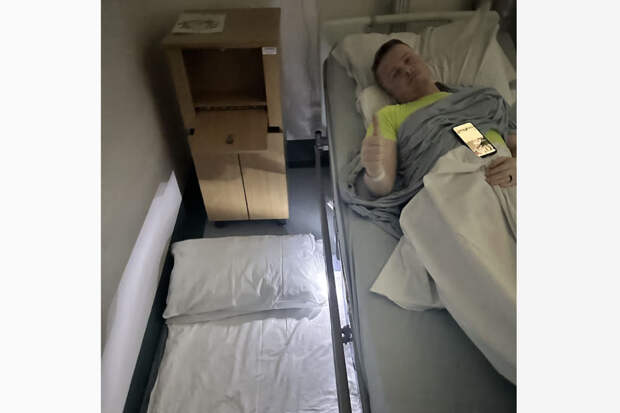 Жених отошел в туалет во время свадьбы и попал в больницу