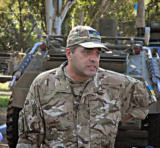 volonter_yuriy_biryukov_pomogayushchiy_nikolaevskim_desantnikam_stal_sovetnikom_poroshenko volonter_yuriy_biryukov_pomogayushchiy_nikolaevskim_desantnikam_stal_sovetnikom_poroshenko