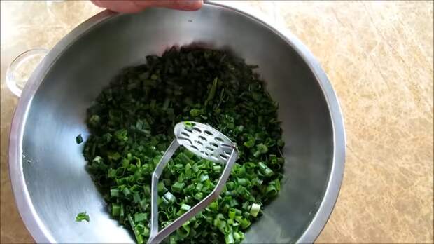Лепешки с зеленым луком и джусаем по-афгански. Пирожки Болани еда, Лепешки, рецепт, видео рецепт, готовим дома, длиннопост, другая кухня, начинка, видео, кулинария