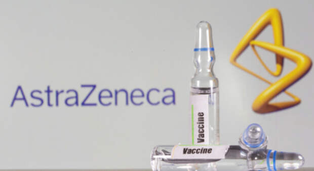 Еще одна страна ЕС избавится от вакцины AstraZeneca, переправив ее Украине Еще одна страна ЕС избавится от вакцины AstraZeneca, переправив ее Украине