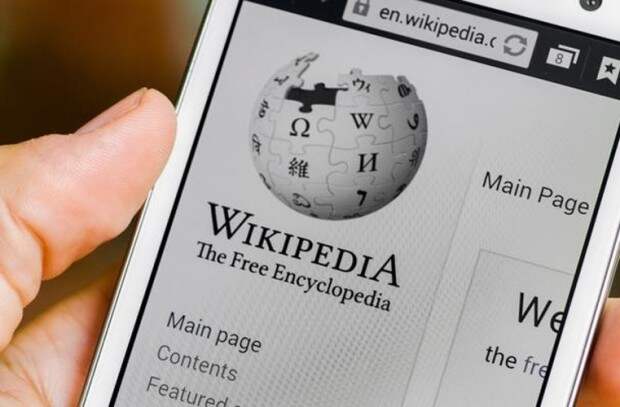 Цензоры из администрации русской «Википедии» считают Россию «нелепым обрубком»