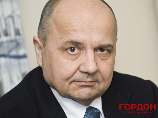 Виктор Суворов: Украинский народ должен раз и навсегда вынести из этого один урок: никому из западных или восточных партнеров больше никогда нельзя верить
