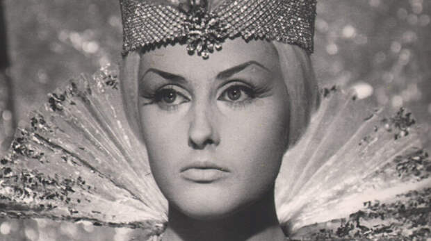 «Обитель греха»: 88-летняя Снежная королева не дожила 2 дня до дня рождения, отказавшись от мира ради веры