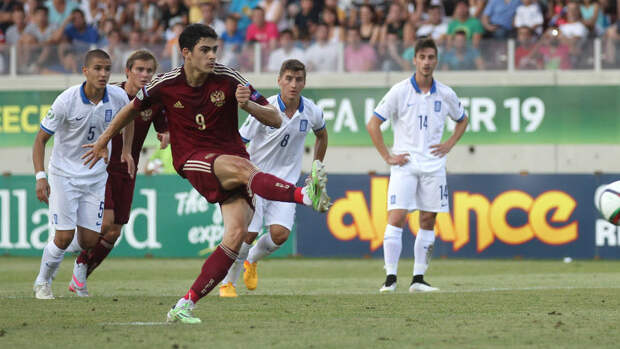 Четверг. Лариса. Россия – Греция – 4:0. 65-я минута.