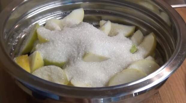 прозрачное варенье из яблок дольками