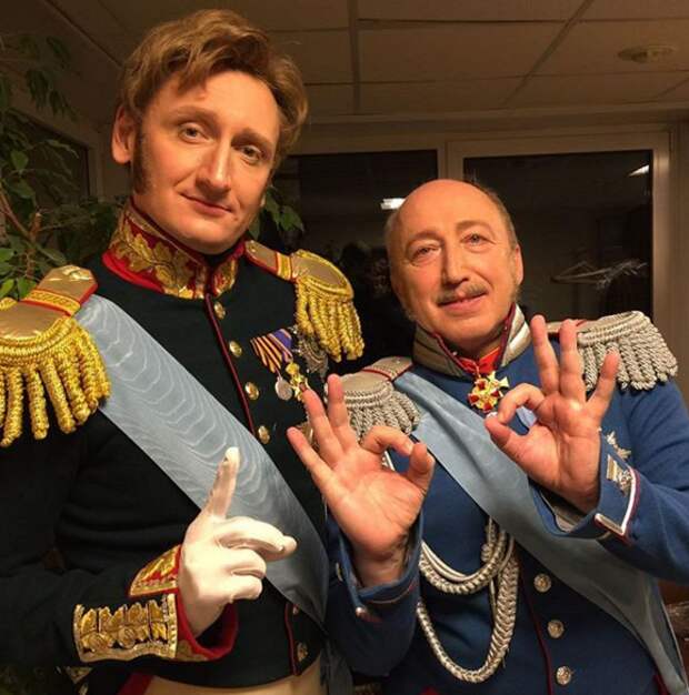 Сергей уверен, что актерское мастерство приобретается и оттачивается только в театре Сергей уверен, что актерское мастерство приобретается и оттачивается только в театре