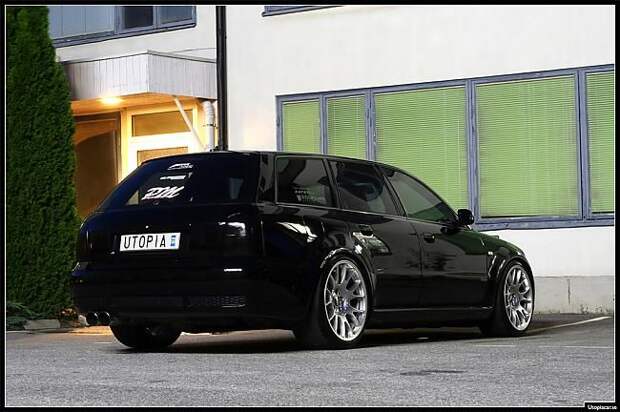 Подборка классических и тюнингованных автомобилей (72 фото)