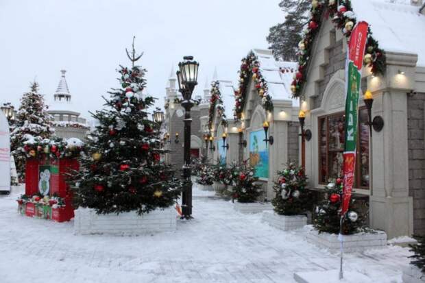 Более 5 тысяч новогодних подарков собрали в СЗАО для участников СВО