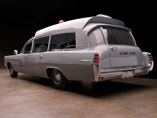 33. Pontiac Bonneville Military Ambulance by Superior '1963 33. Pontiac Bonneville Military Ambulance by Superior '1963 катафалк, скорая, универсал