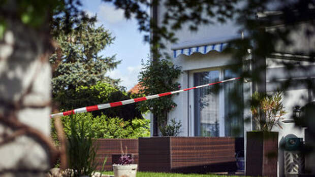 На месте убийства пяти человек в Швейцарии На месте убийства пяти человек в Швейцарии