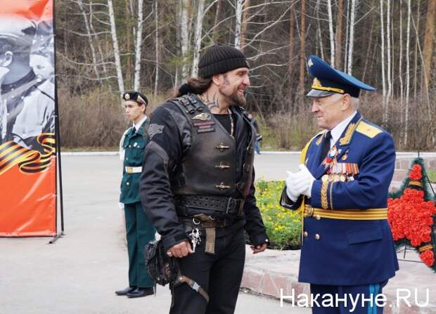 мотопробег, марш Знамени Победы, Екатеринбург, Александр Хирург|Фото: Накануне.RU